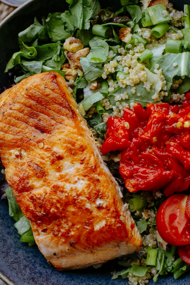 Kinoali Somon Salata